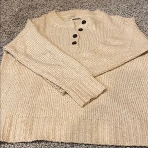 4 button American Eagle sweater